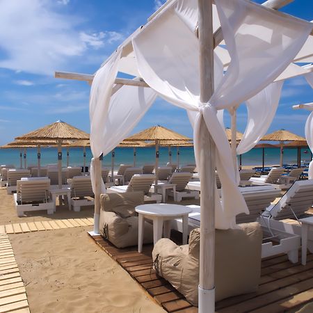 Amaryllis Beach Hotel 흐리시 악티 외부 사진